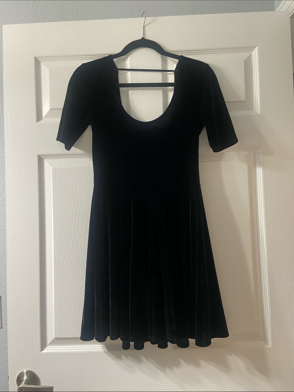 Kimchi Blue Black Velvet Scoop-Neck Mini Dress